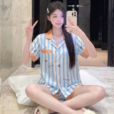 批发[黛琳芬]冰丝女士家居服韩系印花短袖仿<b class='q'>真丝</b><b class='q'>睡衣</b>女两件套批发452