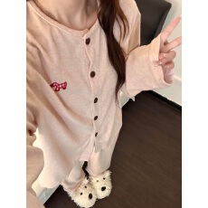 批发黛琳芬德绒长袖女士睡衣套装秋冬季套头韩系保暖家居服外出