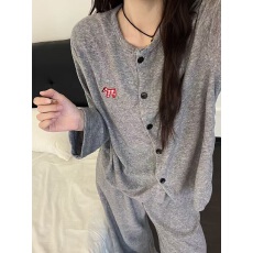 批发黛琳芬德绒长袖女士睡衣套装秋冬季套头韩系保暖家居服外出
