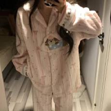 批发黛琳芬网红爆款法兰绒<b class='q'>女士</b>睡衣套装少女珊瑚绒秋冬季卡通家居服