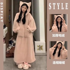 批发[黛琳芬]法兰绒女士连帽睡裙秋冬韩系时尚少女保暖家居服外穿