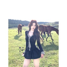 批发纯欲风辣妹格纹领带长袖修身收腰显瘦t恤女蓬蓬半身裙时尚两件套