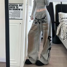 批发（原版纯棉华棉复合面料脏染印花弯刀卫裤）灰色  红色