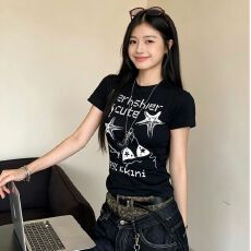 批发黑色圆领正肩纯棉短袖T恤女装夏季新款小众设计感时尚百搭上衣女