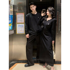 批发2025初秋新款情侣装长袖连衣裙刺绣设计褶皱收腰<b class='q'>显瘦</b>气质长裙女装