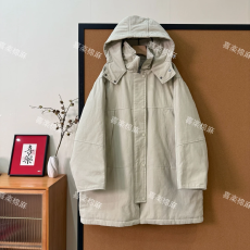 批发连帽中长款风衣外套