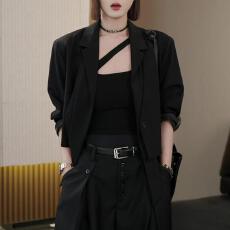 批发已出货~时尚高级感百搭短款<b class='q'>西服</b>上衣秋季新款小众设计气质西装女