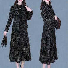 批发已出货~气质西服套装秋季新款时尚<b class='q'>西装外套</b>+<b class='q'>蕾丝</b>拼接连衣裙两件套