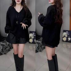 批发已出货~时尚V领纽扣设计上衣女秋冬新款宽松显瘦流苏风长袖毛衣