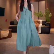 批发小众高级感显瘦中长连衣裙2026夏季新款时尚宽松休闲减龄<b class='q'>背心</b><b class='q'>长裙</b>