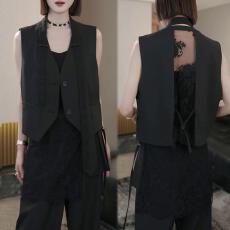 2026夏季新款时尚显瘦无袖西装马甲潮洋气设计感领带蕾丝拼接马夹