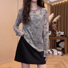 批发韩版时尚百搭显瘦印花小衫女2026早春新款洋气设计感圆领长袖T恤