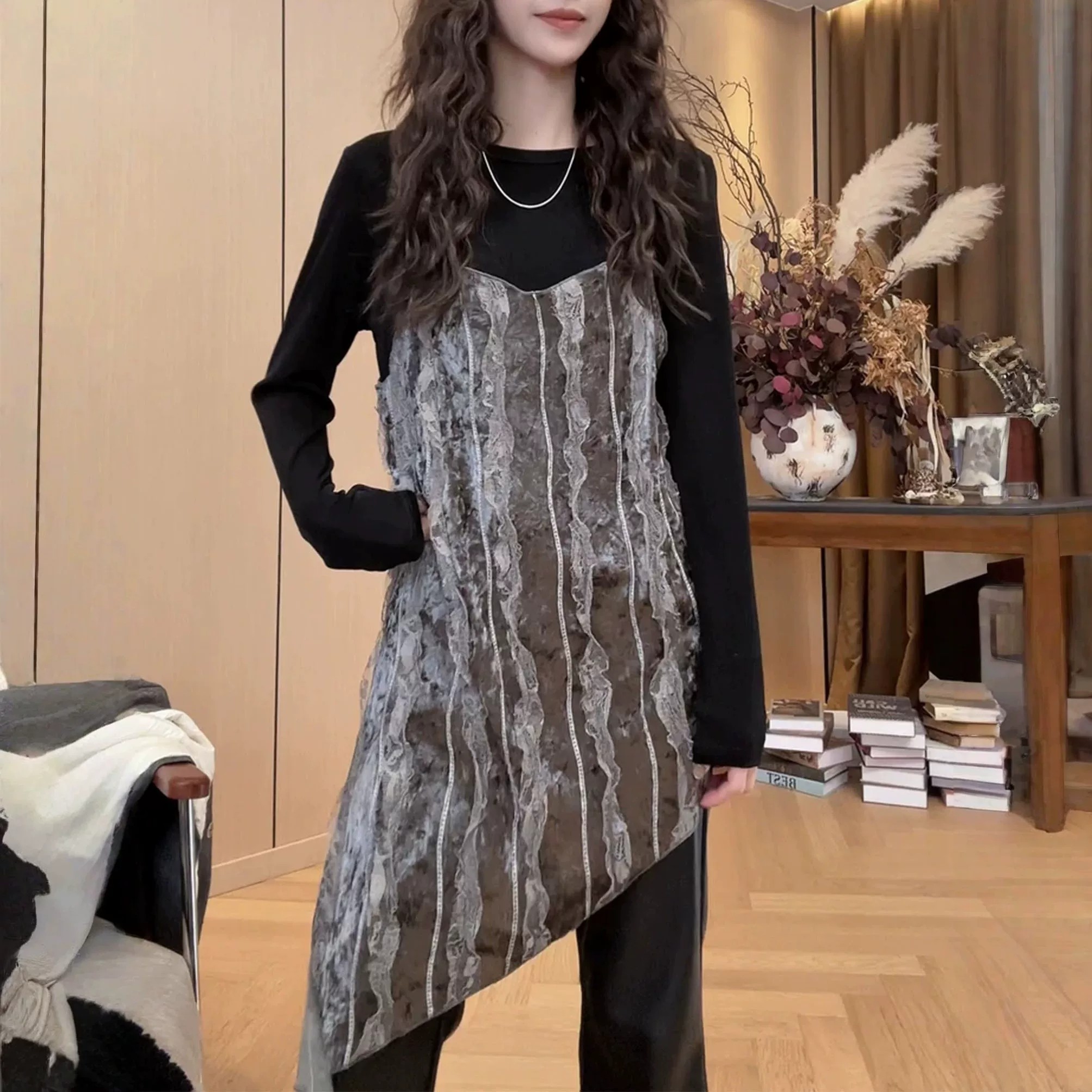 时尚韩版丝绒钩花吊带裙女秋季新款洋气百搭宽松休闲打底裙子 服裝批發女裝批發服飾貨源