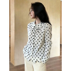 批发走线工整/直播品质/灯芯绒衬衣娃娃领蝴蝶绑带波点下摆花瓣衬衫