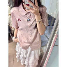 批发原版纯棉/适合品质店/粉色<b class='q'>刺绣</b>格子<b class='q'>衬衫</b>女夏季学院风娃娃领上衣