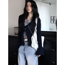 批发独特超好看针织<b class='q'>开衫</b>外套女2025早秋绑带木耳边褶皱长袖t恤两件套