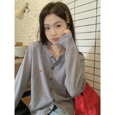 批发软糯小熊刺绣长袖针织衫女韩系2025春秋新款灰色<b class='q'>开衫</b>毛衣外套上衣