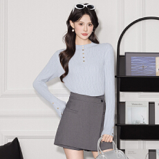 批发<b class='q'>欧美</b>复古半高领打底衫女秋冬款设计感小众软糯针织衫别致漂亮<b class='q'>上衣</b>