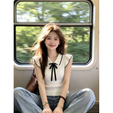 批发白色翻领蝴蝶结针织小飞袖短袖休闲女夏季修身设计感短款韩系上衣