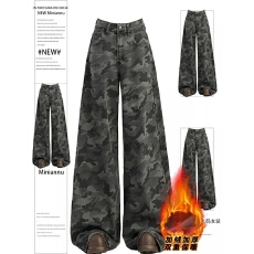 批发大码加绒加厚复古<b class='q'>迷彩</b>工装牛仔<b class='q'>裤</b>女秋冬胖mm慵懒松弛感显瘦阔腿<b class='q'>裤</b>