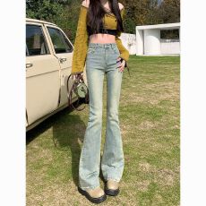 批发春<b class='q'>夏</b>新款黄泥色喇叭牛仔裤女士高腰微喇直筒修身弹力显瘦长裤