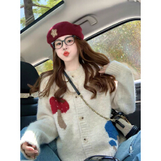 批发软糯减龄<b class='q'>毛衣</b>外套女2025新款秋冬季复古宽松高级感小个子针织开衫