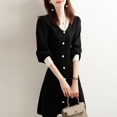 批发小香风复古重工轻奢珍珠扣<b class='q'>黑色</b><b class='q'>连衣裙</b>秋季新款高级感名媛针织裙女