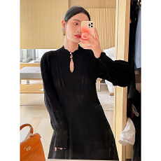 批发法式赫本风女神范镂空针织<b class='q'>连衣裙</b>秋季新款气质<b class='q'>时尚</b>高腰显瘦小黑裙