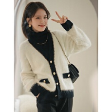 批发小香风轻奢高级感链条拼接V领<b class='q'>开衫</b>上衣秋新款气质炸街<b class='q'>马海毛</b>外套