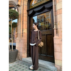 批发<b class='q'>欧洲站</b>气质轻奢高级感假两件针织<b class='q'>套装</b>秋冬新款时髦阔腿裤两件套女