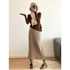 批发<b class='q'>复古</b>松弛风半身裙秋季新款慵懒风日常百搭通勤穿搭开叉针织直筒裙