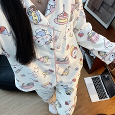 批发德绒蛋糕KT猫睡衣女秋冬季珊瑚绒加绒加厚<b class='q'>长袖</b>春秋款家居服套<b class='q'>装</b>