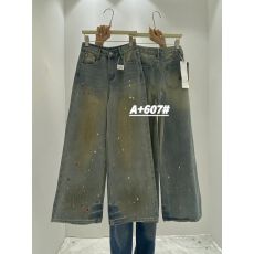 批发深圳南油2025年<b class='q'>欧洲站</b>冬季新款复古高腰做旧百搭磨毛脏脏<b class='q'>牛仔裤</b>女