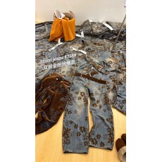 批发复古金丝绒老钱提花弯刀<b class='q'>牛仔裤</b><b class='q'>女</b>宽松直筒阔腿裤显瘦<b class='q'>设计</b>感休闲裤