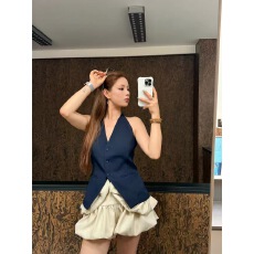 批发<b class='q'>明星</b><b class='q'>同款</b>吊带<b class='q'>套装</b>女夏季新款性感挂脖V领露背上衣花苞短裙两件套