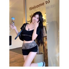 批发夏季修身显身材纯欲甜辣妹豹纹拼接t恤上衣+低腰绑带短<b class='q'>裤</b>两件套<b class='q'>装</b>