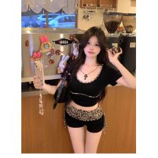 批发复古豹纹黑色u领正肩短袖<b class='q'>T</b><b class='q'>恤</b>女短款修身气质上衣低腰绑带短裤套装