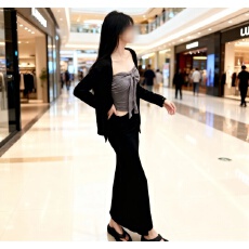 批发韩系高级感黑色针织外套女<b class='q'>冬</b>季2025新款半身裙开衫配抹胸吊带套装