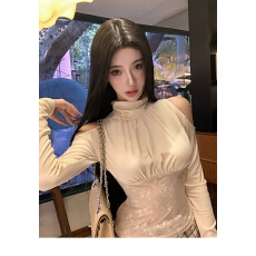 批发Barb Chill杏色<b class='q'>露肩</b>长袖蕾丝衫女秋冬高领镂空拼接网纱打底上衣