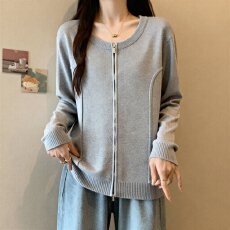 批发慵懒风灰色圆领拉链针织<b class='q'>开衫</b>女2025秋季<b class='q'>大码</b>胖mm百搭宽松显瘦毛衣
