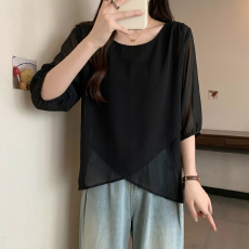 批发黑色五分袖衬衫女夏<b class='q'>大码</b>胖MM时尚洋气减龄宽松不规则高端<b class='q'>雪纺</b><b class='q'>上衣</b>