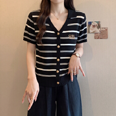 批发撞色条纹V领短袖t恤女装2026夏季<b class='q'>大码</b>胖MM轻奢小众显瘦<b class='q'>针织衫</b>上衣