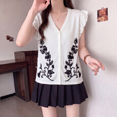 批发设计感刺绣针织马甲<b class='q'>背心</b>女2026夏季新款<b class='q'>大码</b>胖MM气质显瘦宽松上衣