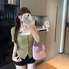 批发大码纯欲假两件正肩短袖t恤女2026夏季新款<b class='q'>胖</b><b class='q'>mm</b>显瘦绝美别致上衣