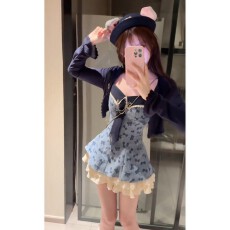 批发纯欲风气质辣妹印花吊带<b class='q'>连衣裙</b>女装夏季新款小众修身蓬蓬短裙