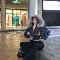 批发《华棉复合牛奶丝--银狐绒》 美潮连帽加绒卫衣