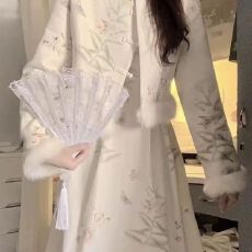 批发加厚 银狐绒 名媛淑女气质穿搭<b class='q'>套装</b>秋冬新款保暖碎花连衣裙外套