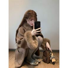 批发富家千金温柔风高级感毛领毛呢外套秋冬新款气质<b class='q'>宽松</b>保暖呢子大衣