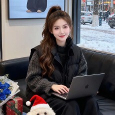 批发三件/套装韩版复古学院风高领针织毛衣女+棉衣马甲外套+黑色长裤