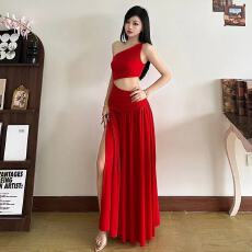 批发纯欲辣妹斜肩露腰氛围感度假超仙大摆浪漫<b class='q'>礼服</b>红色长裙高级感